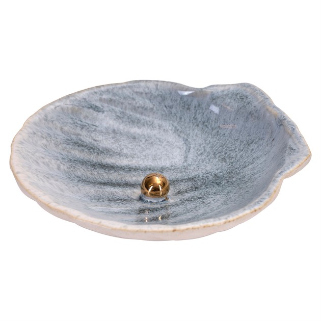Scallop with golden pearl, large creme ø10cm